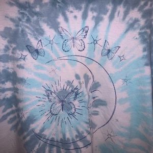 PacSun tie dye butterfly oversized tshirt